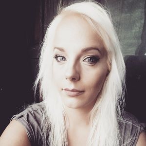 Meet your Posher, Joy